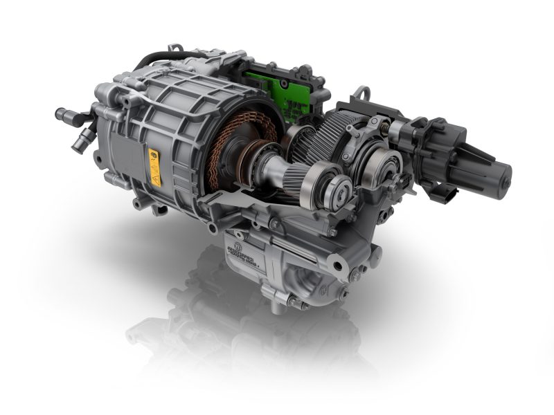 IAA Mobility: forte accelerazione per le auto elettriche, le soluzioni di ZF in anteprima