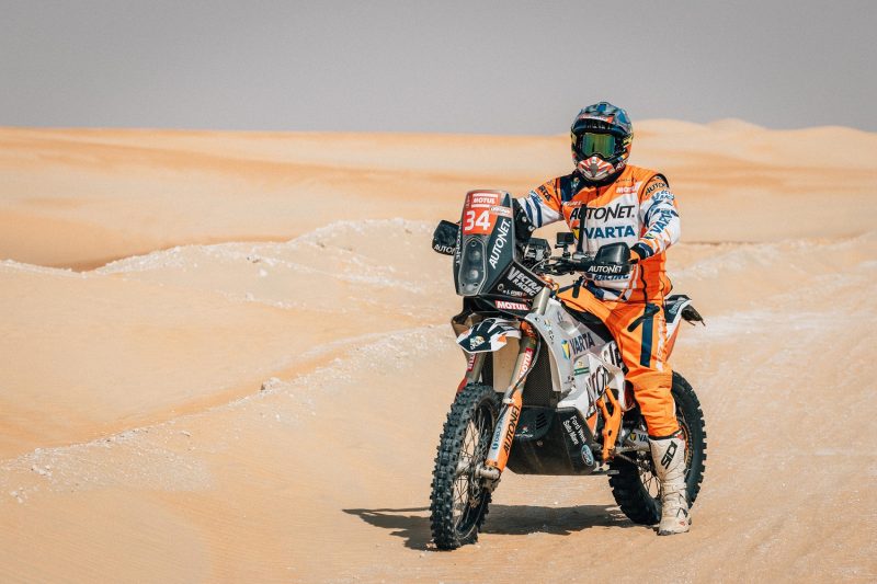 Mani Gyenes al traguardo della Dakar 2023 per l’undicesima volta