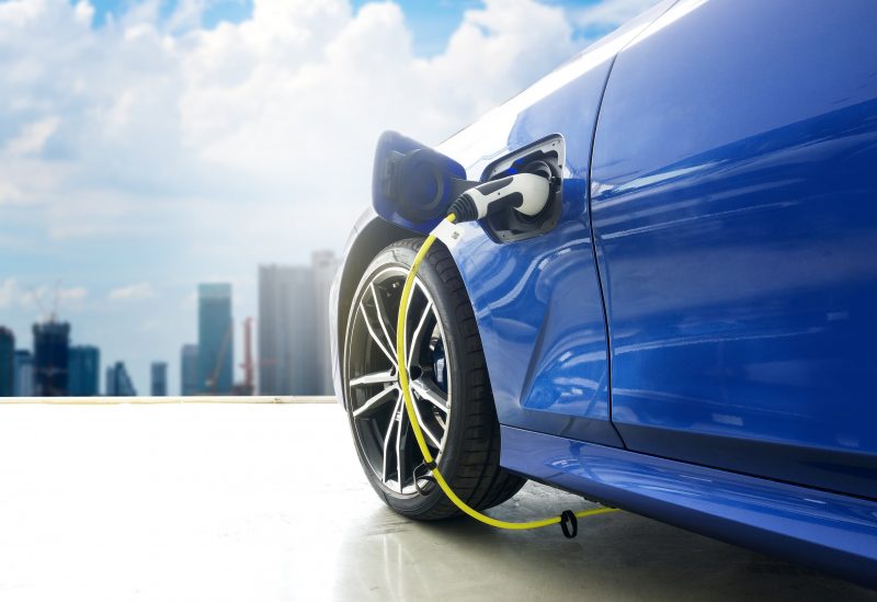 Il circolante di auto ibride ed elettriche è il 4,3% del totale