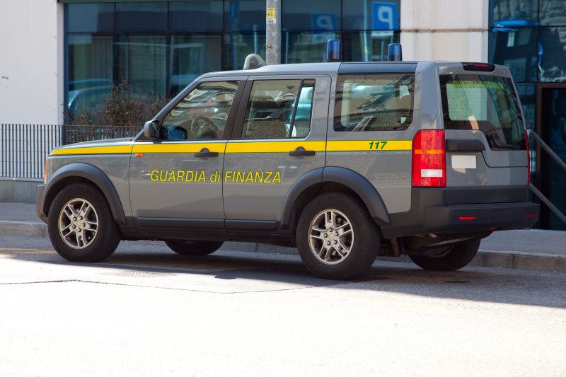 Maxi sequestro di ricambi contraffatti, perquisizioni in 13 aziende