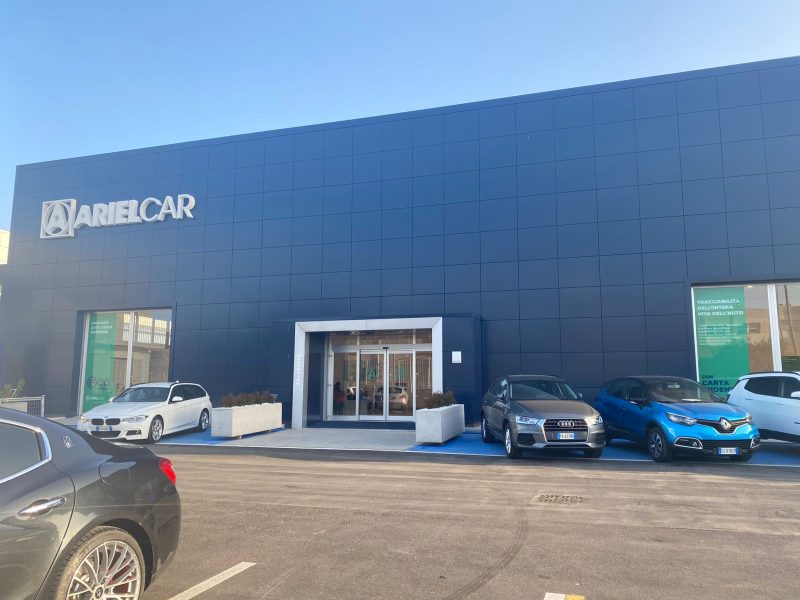 Arval AutoSelect: Ariel Car apre a Bari un nuovo punto vendita
