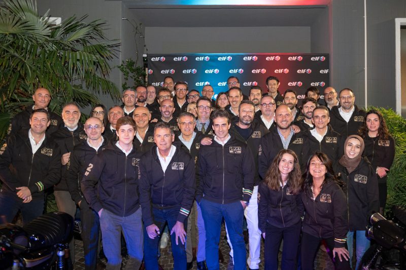 La leggenda mondiale ELF torna a EICMA 2022 e festeggia con i distributori e i clienti