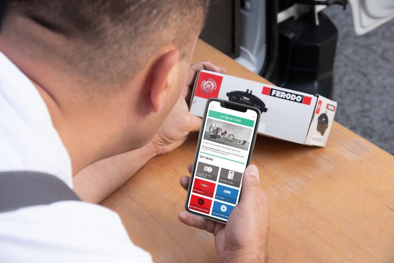 DRiV Motorparts presenta i codici QR per offrire agli installatori le informazioni sempre a portata di mano