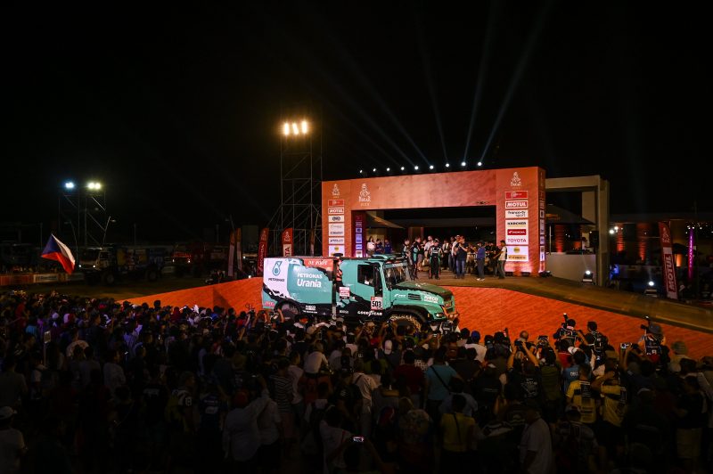 Dakar 2019, il Team PETRONAS De Rooy IVECO punta alla vittoria