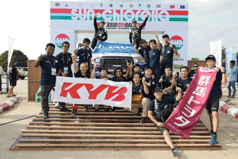 Ammortizzatori KYB sul veicolo JAOS all’Asia Cross Country Rally