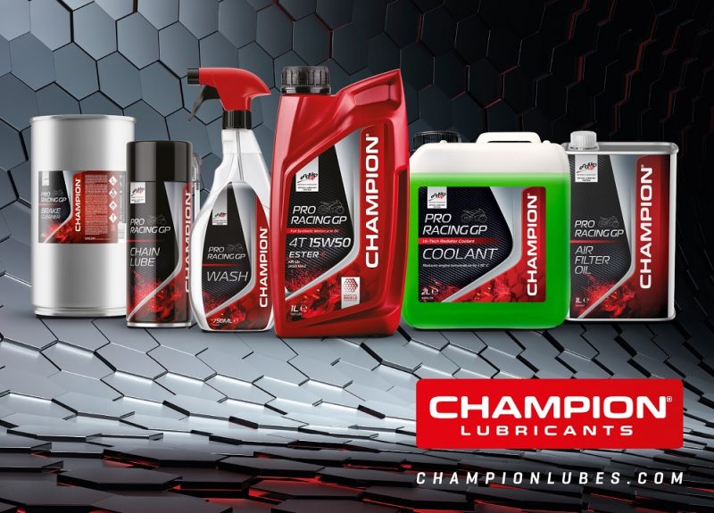 Moto: linea completa Champion di lubrificanti, fluidi e prodotti pulizia per la manutenzione pre-stagionale