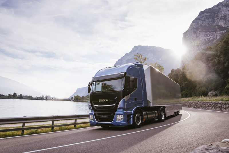 IVECO all’inaugurazione della stazione di servizio LNG di Sommacampagna (VR)