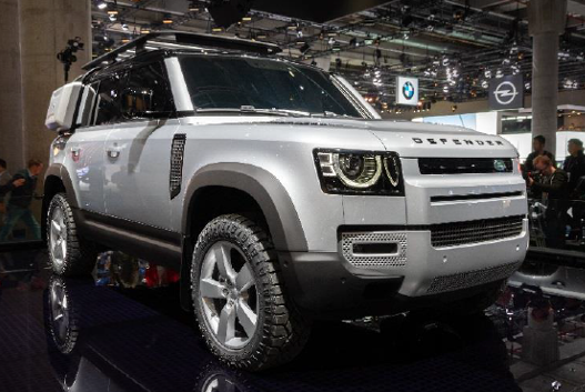 Delphi Technologies, la prima ad avere pastiglie freno aftermarket per il nuovo Land Rover Defender 110 e Volkswagen Golf Mk8