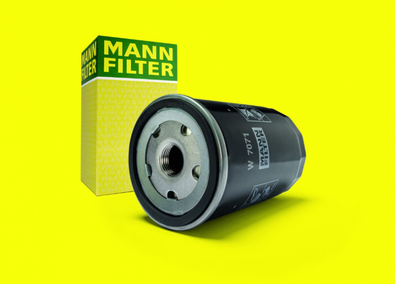 Nuovo filtro olio cambio MANN-FILTER per l’asse elettrico (e-axle)